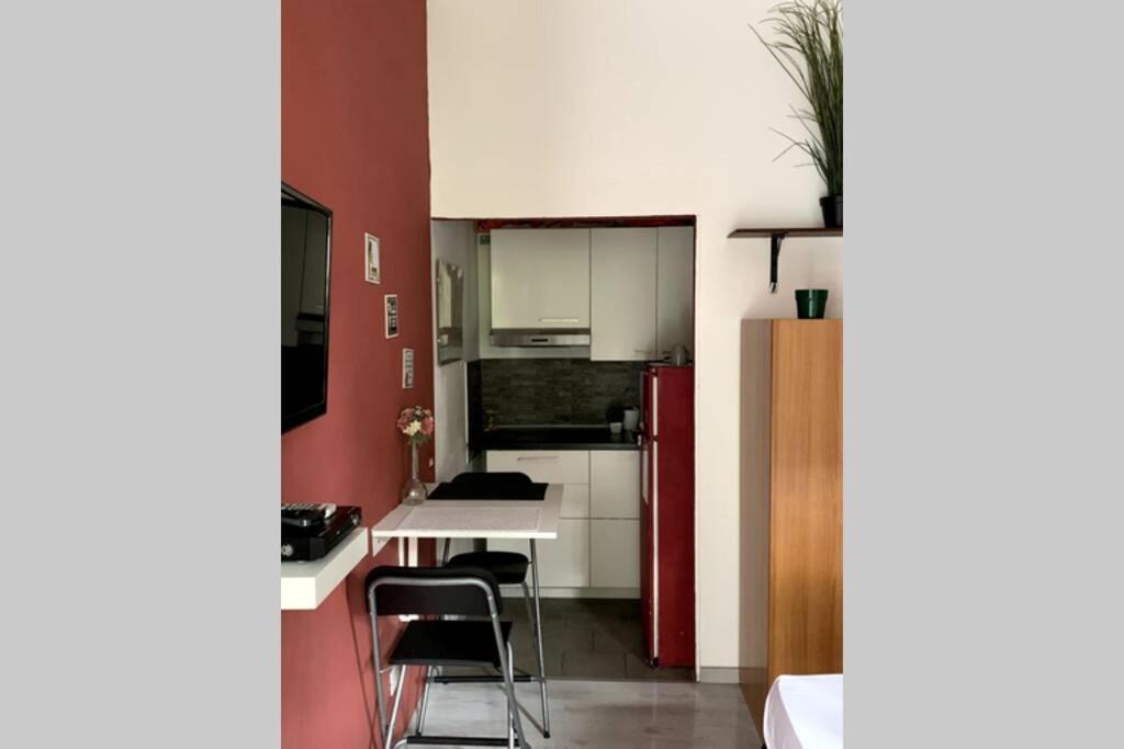 "Little Sicilian Home"-Room With A Private Bathroom & Kitchen -Fridge - And Shared A Beautiful Terrace On Hostel Taormina Center Kültér fotó