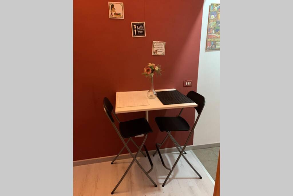 "Little Sicilian Home"-Room With A Private Bathroom & Kitchen -Fridge - And Shared A Beautiful Terrace On Hostel Taormina Center Kültér fotó