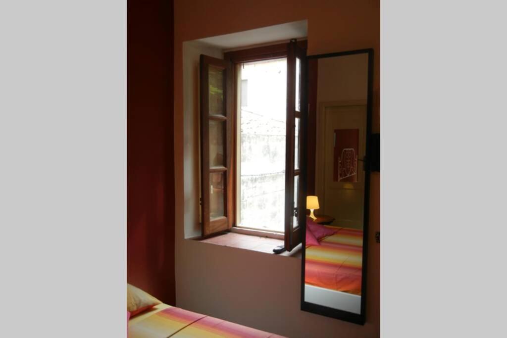 "Little Sicilian Home"-Room With A Private Bathroom & Kitchen -Fridge - And Shared A Beautiful Terrace On Hostel Taormina Center Kültér fotó