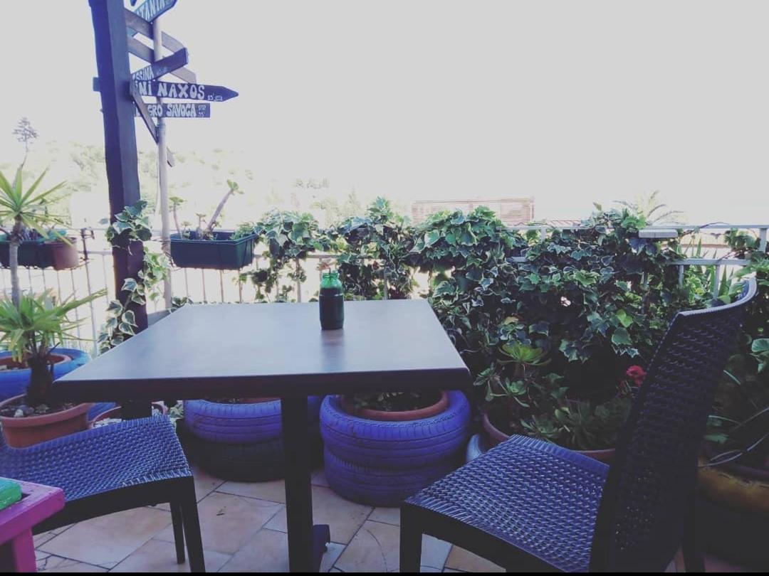"Little Sicilian Home"-Room With A Private Bathroom & Kitchen -Fridge - And Shared A Beautiful Terrace On Hostel Taormina Center Kültér fotó